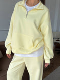 Gallery viewerに画像を読み込む, Cloud Half-Zip Lounge Set