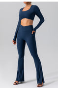 Gallery viewerに画像を読み込む, V-line flared pants