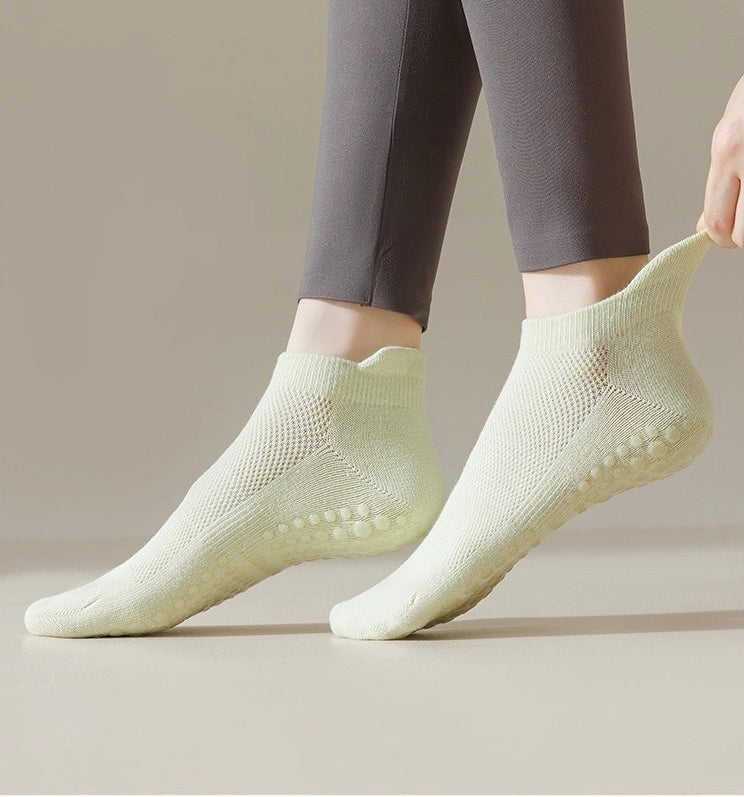 グリップフィットソックスGrip Fit Yoga Socks